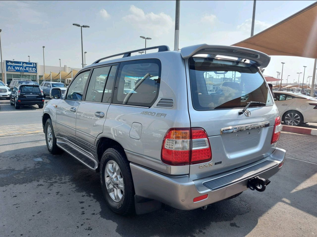 Toyota Land Cruiser - Image 3