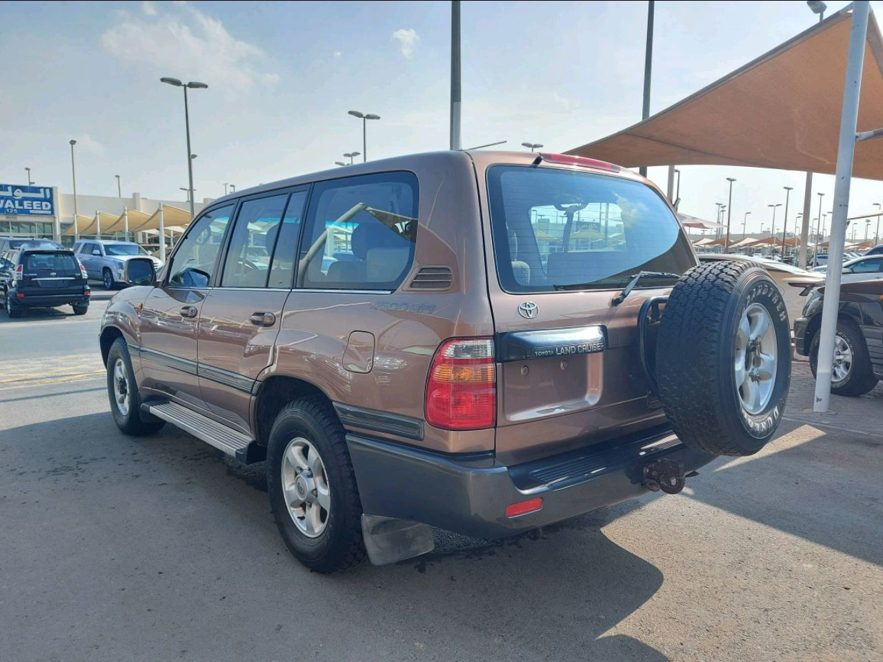 Toyota Land Cruiser - Image 3