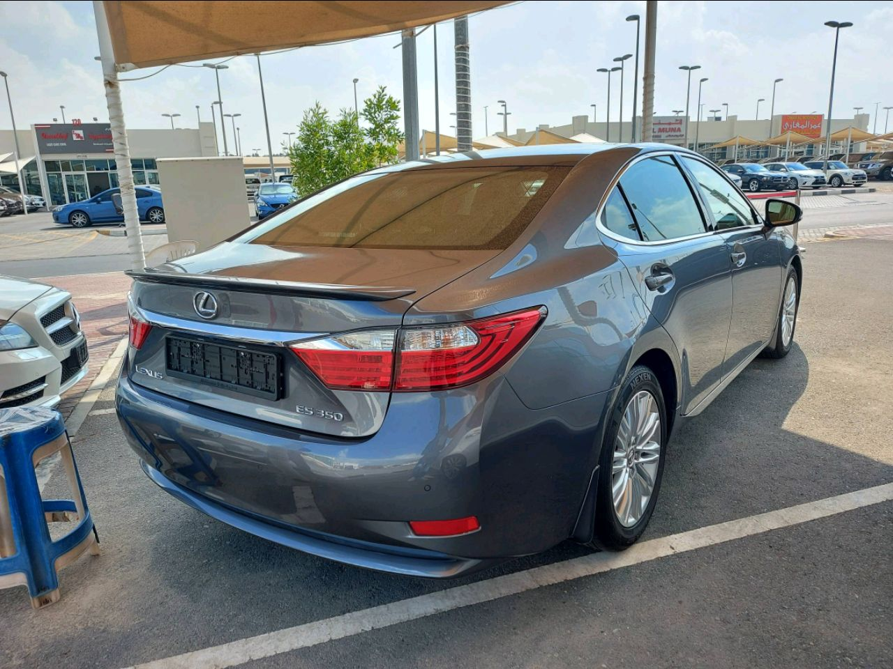 Lexus ES-Series - Image 3