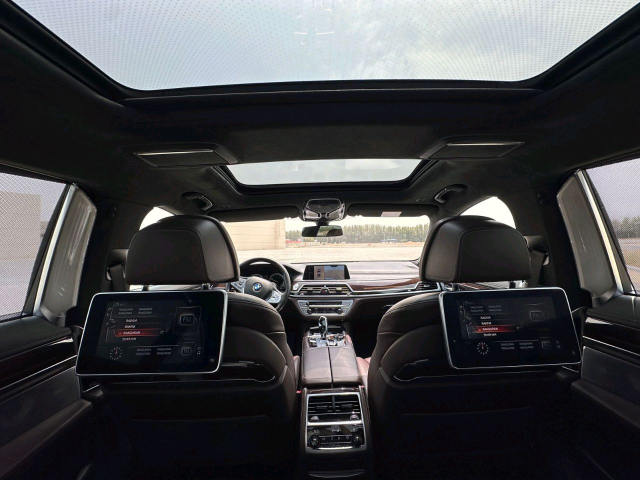 BMW 7-Series - Image 4