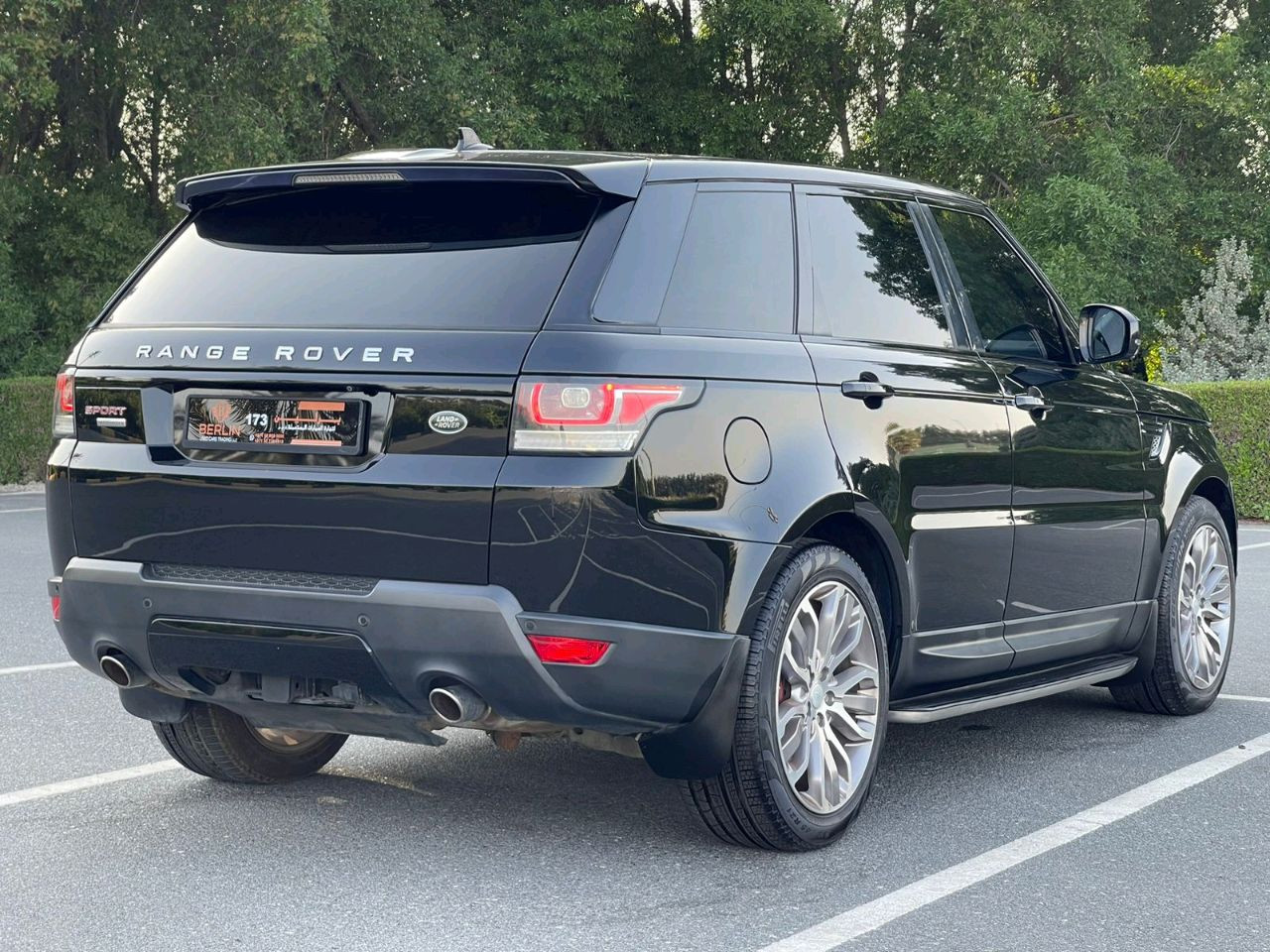 Range Rover Sport - Image 12