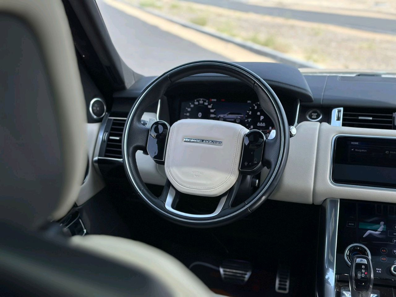 Range Rover Sport - Image 8