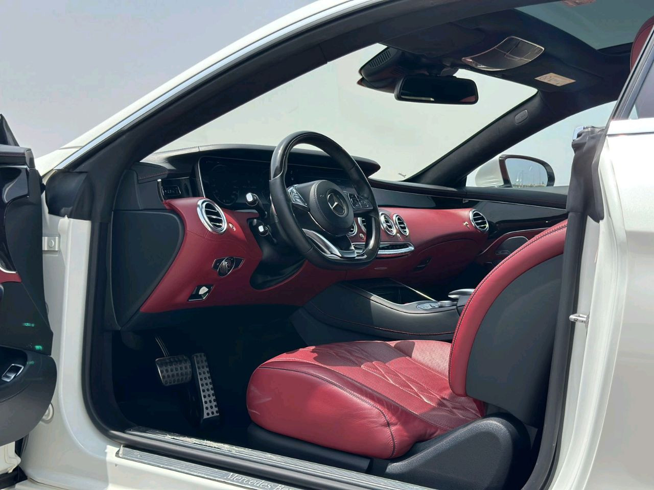 Mercedes Benz S-Class - Image 11