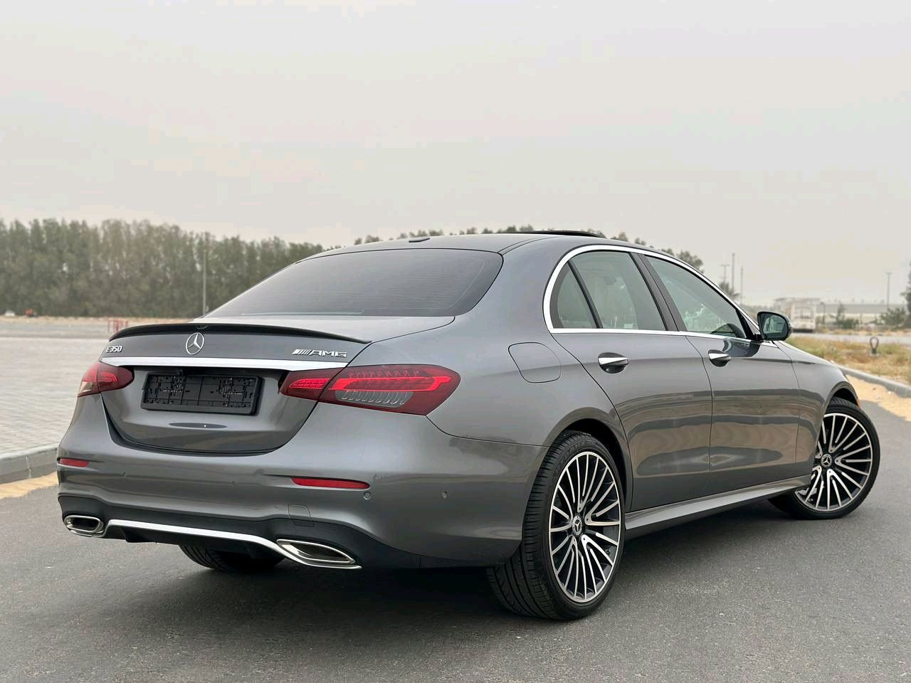 Mercedes Benz E-Class - Image 5