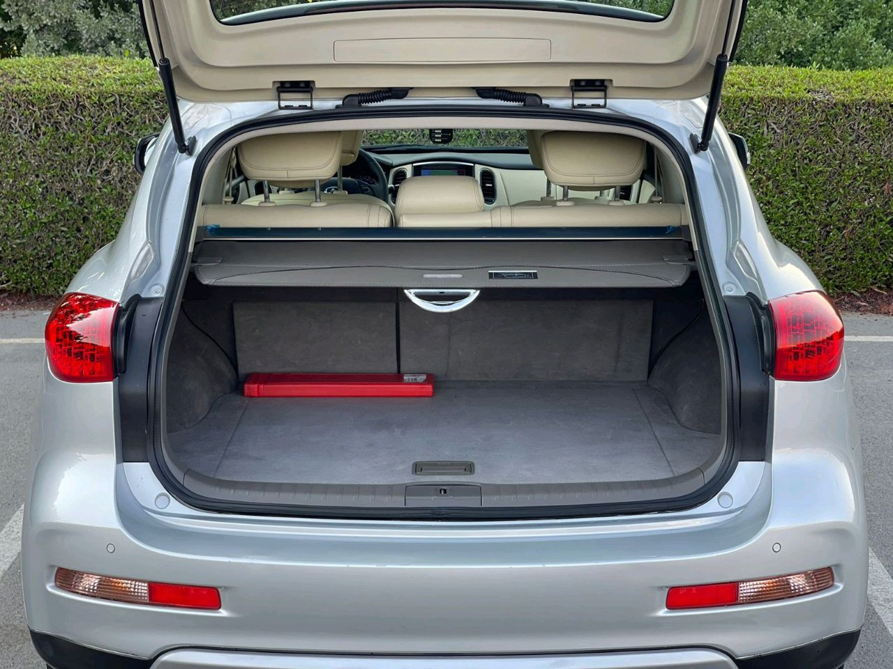 Infiniti QX50 - Image 8