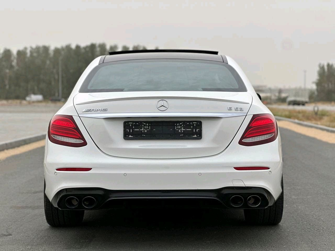 Mercedes Benz E-Class - Image 2