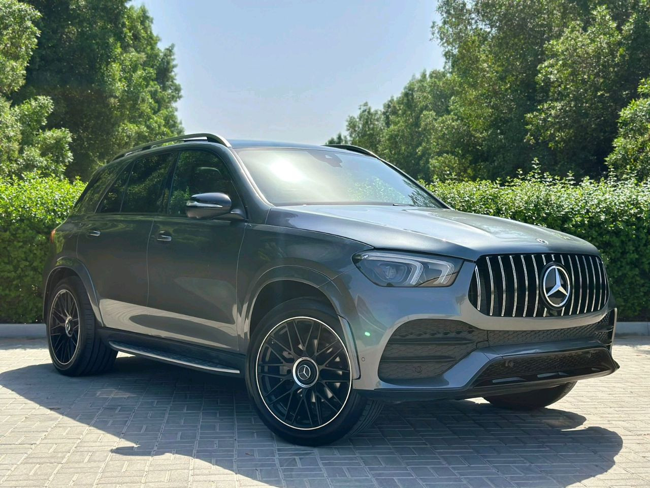 Mercedes Benz GLE SUV - Image 4