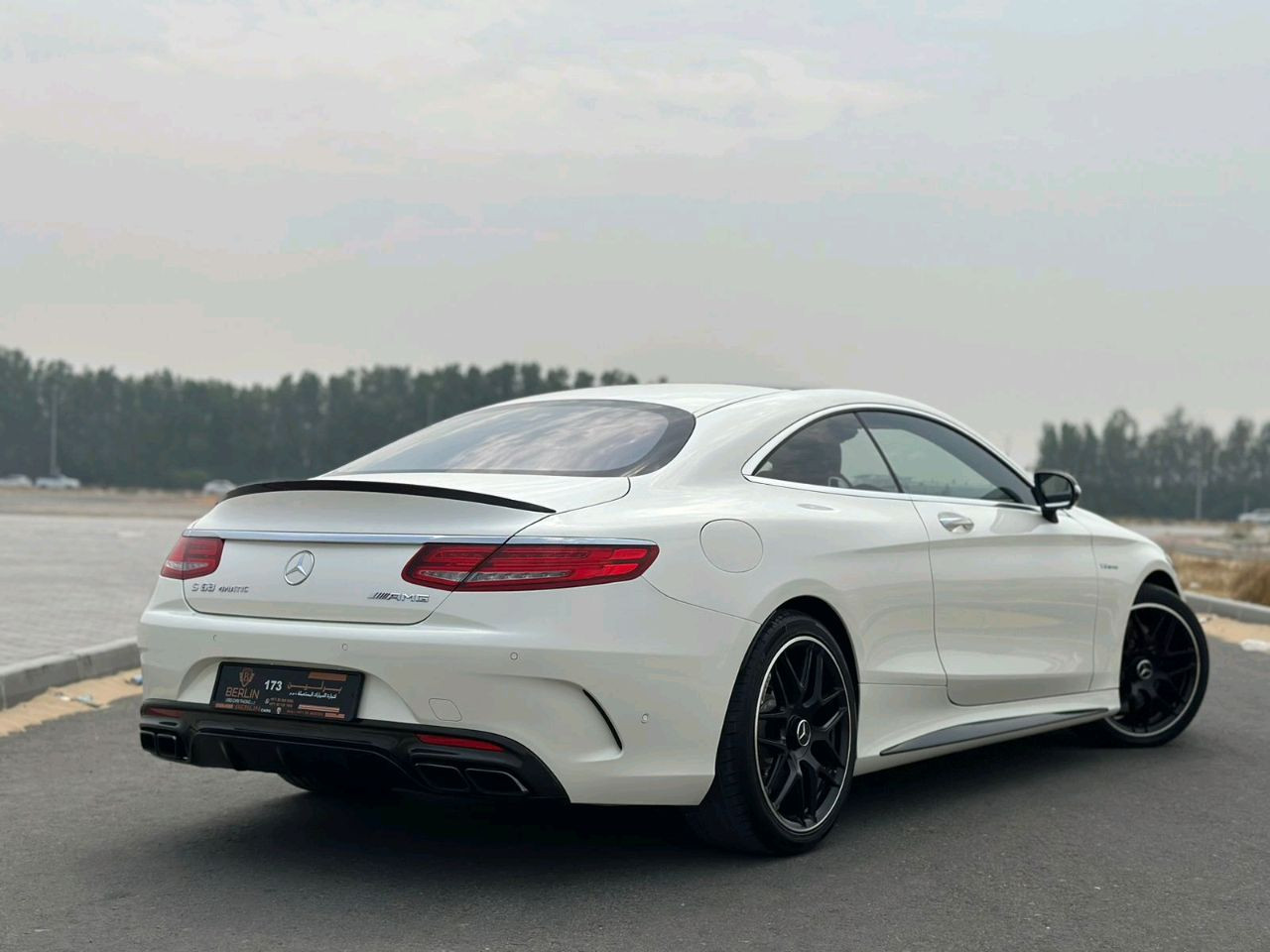 Mercedes Benz S-Class - Image 7