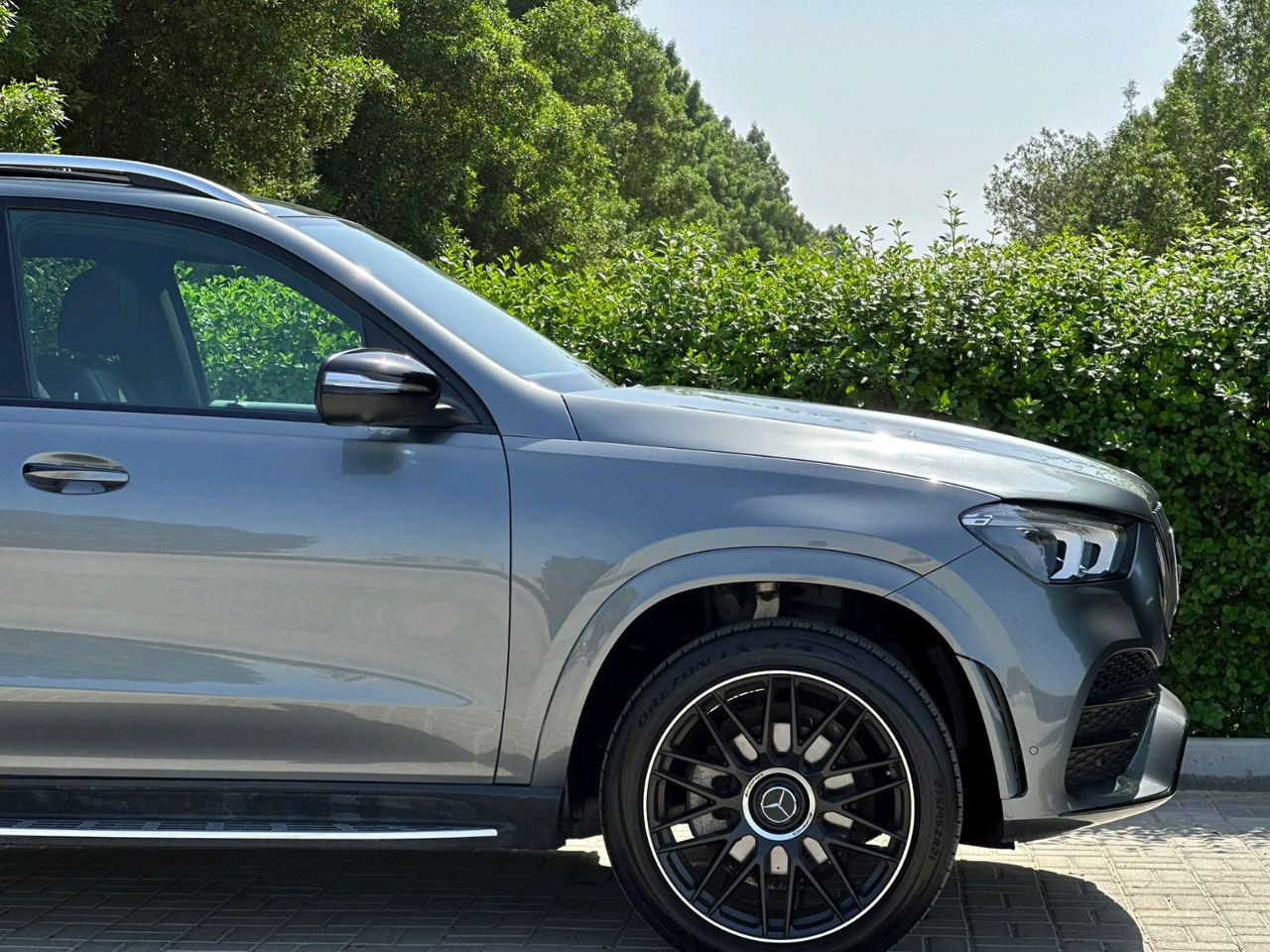 Mercedes Benz GLE SUV - Image 11