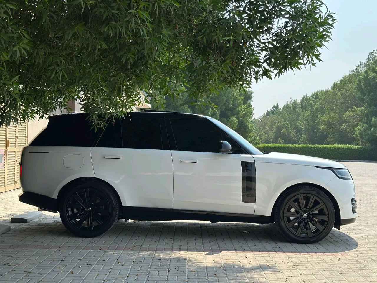 Range Rover Vogue - Image 2
