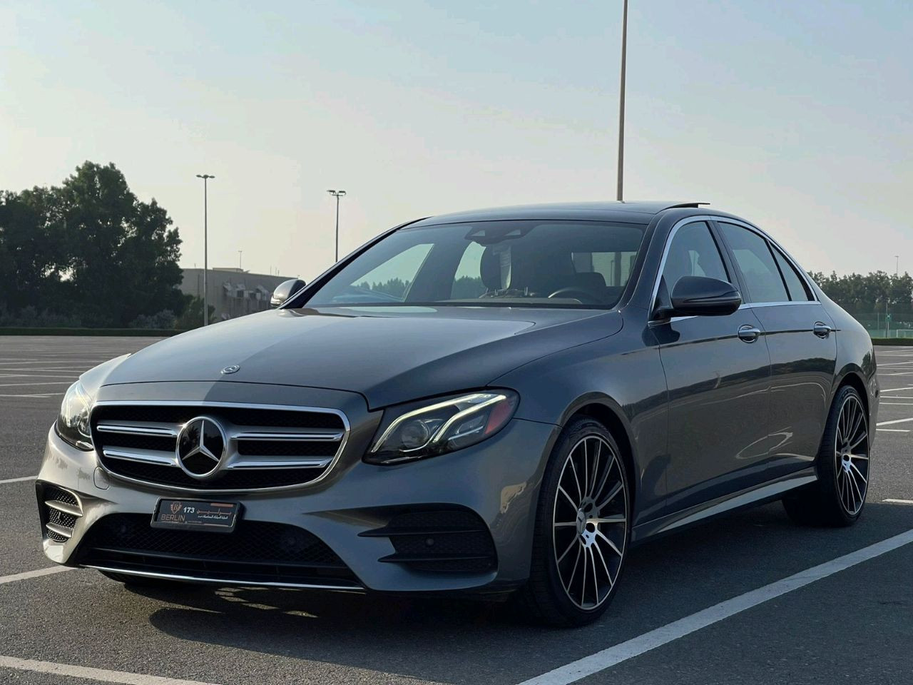 Mercedes Benz E-Class - Image 10