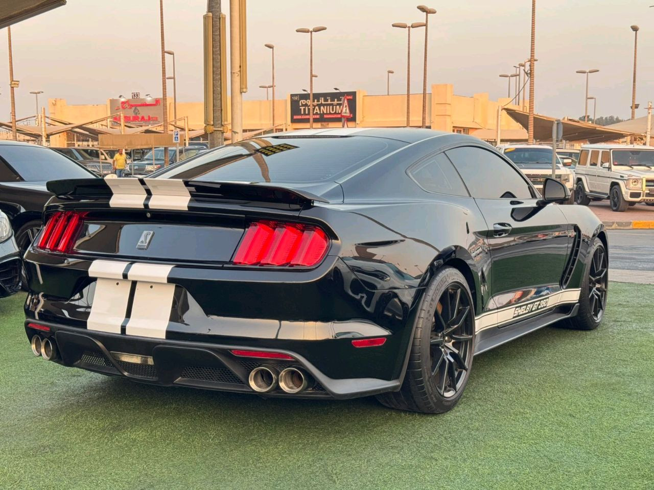 Ford Mustang - Image 9