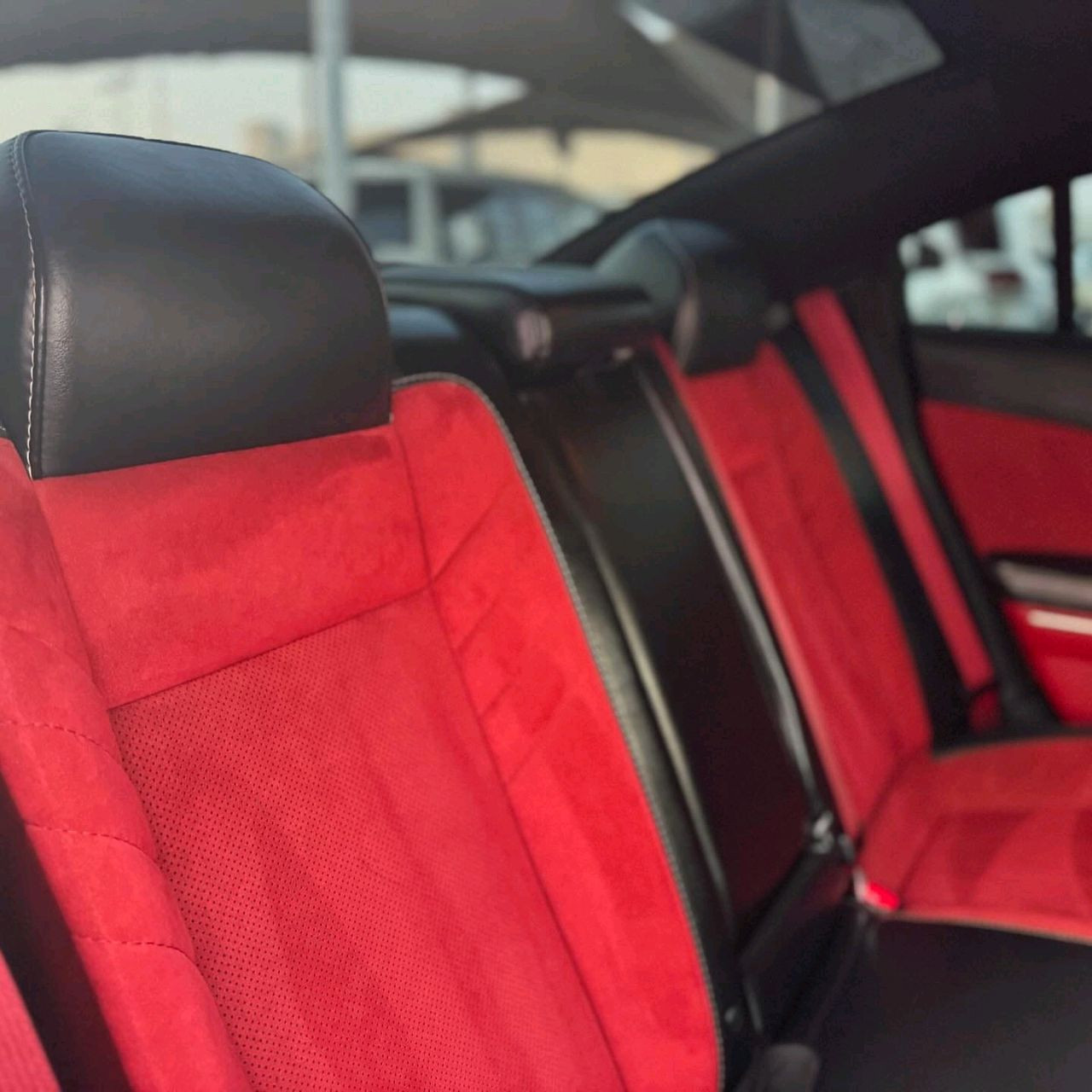 Dodge Charger - Image 4