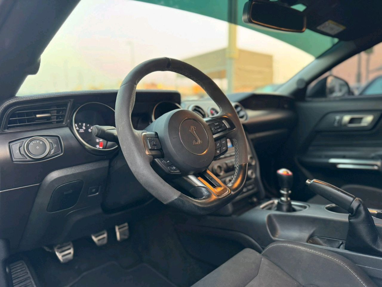 Ford Mustang - Image 7