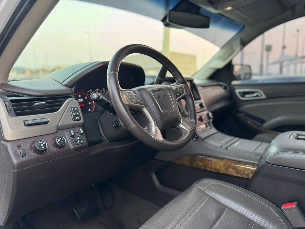 GMC Denali - Image 3