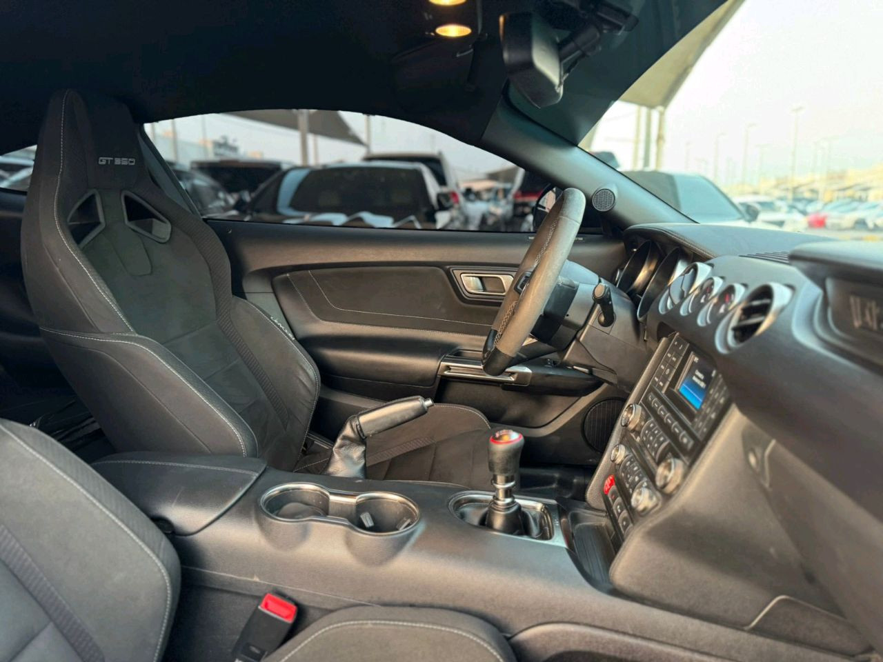 Ford Mustang - Image 6