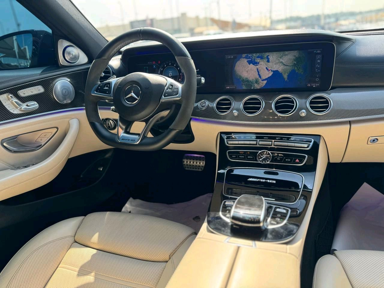 Mercedes Benz E-Class - Image 9