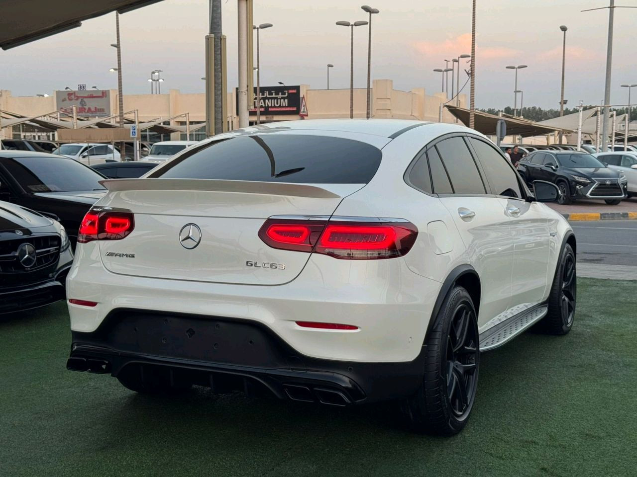 Mercedes Benz GLC - Image 11