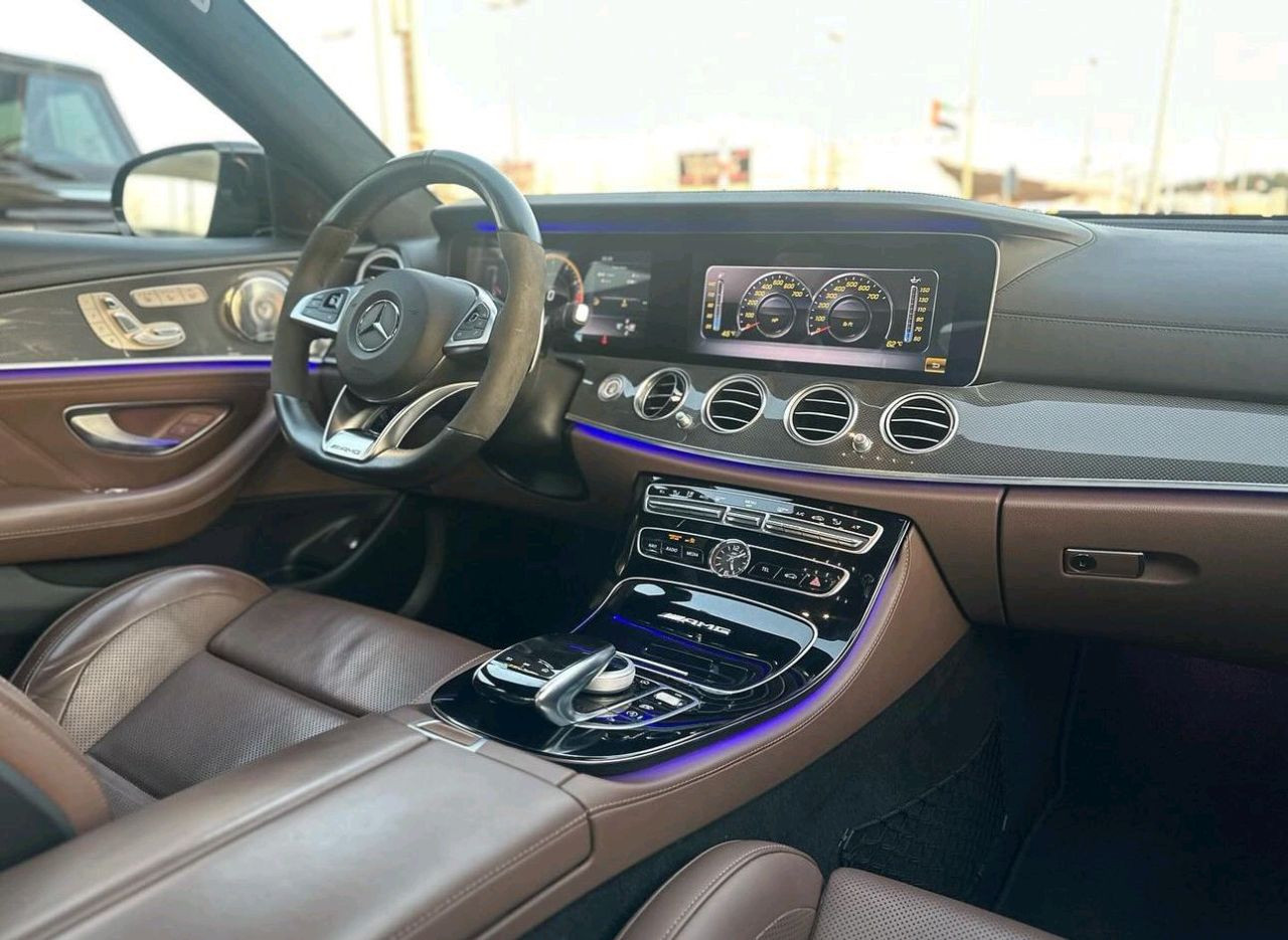 Mercedes Benz E-Class - Image 7
