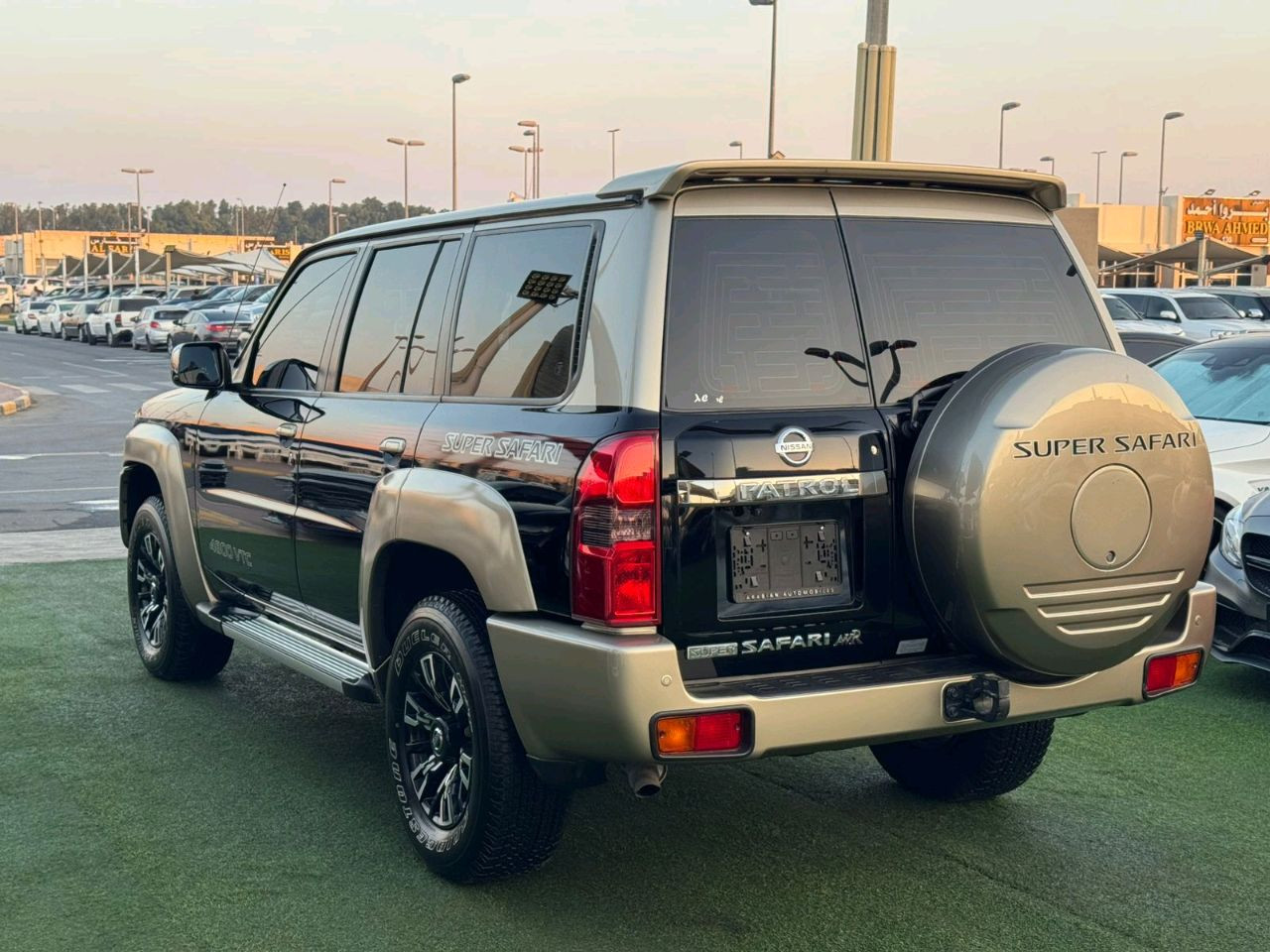 Nissan Super safari - Image 3