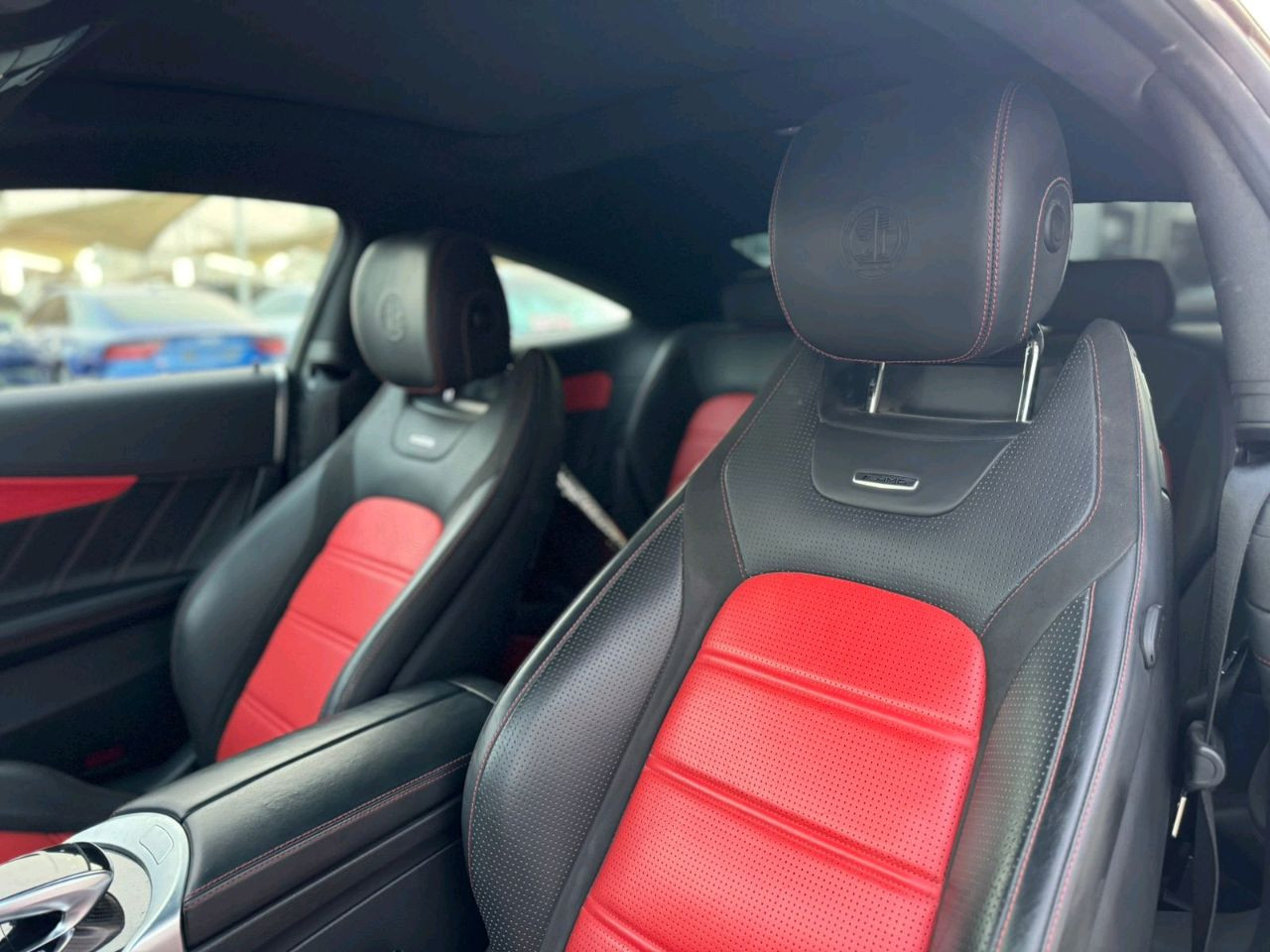Mercedes Benz C-Class - Image 12