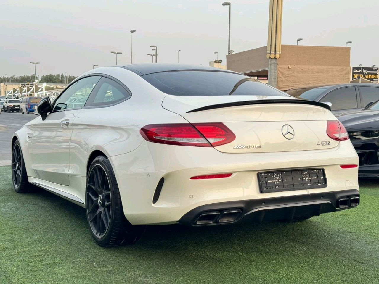 Mercedes Benz C-Class - Image 9