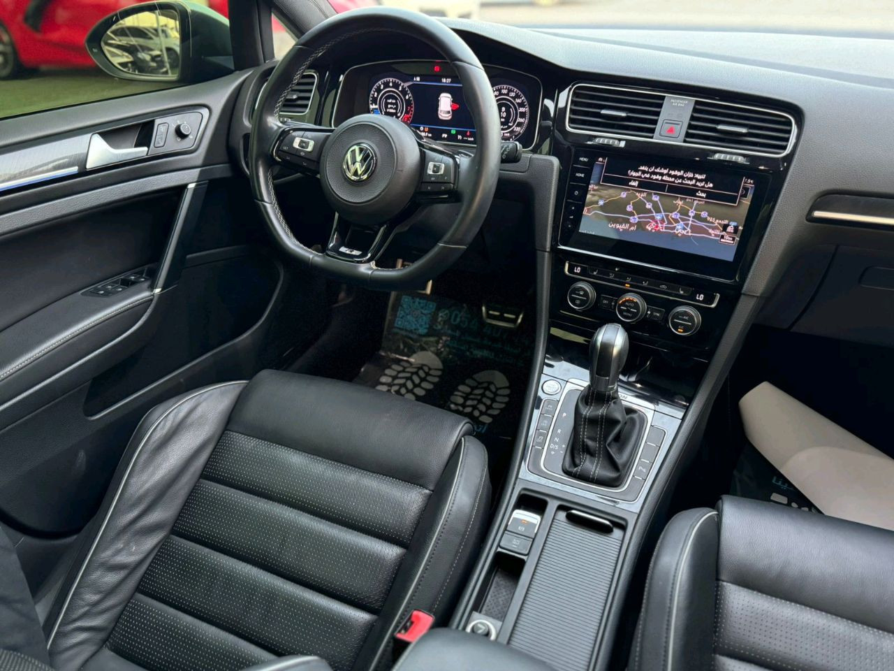 Volkswagen Golf R - Image 5