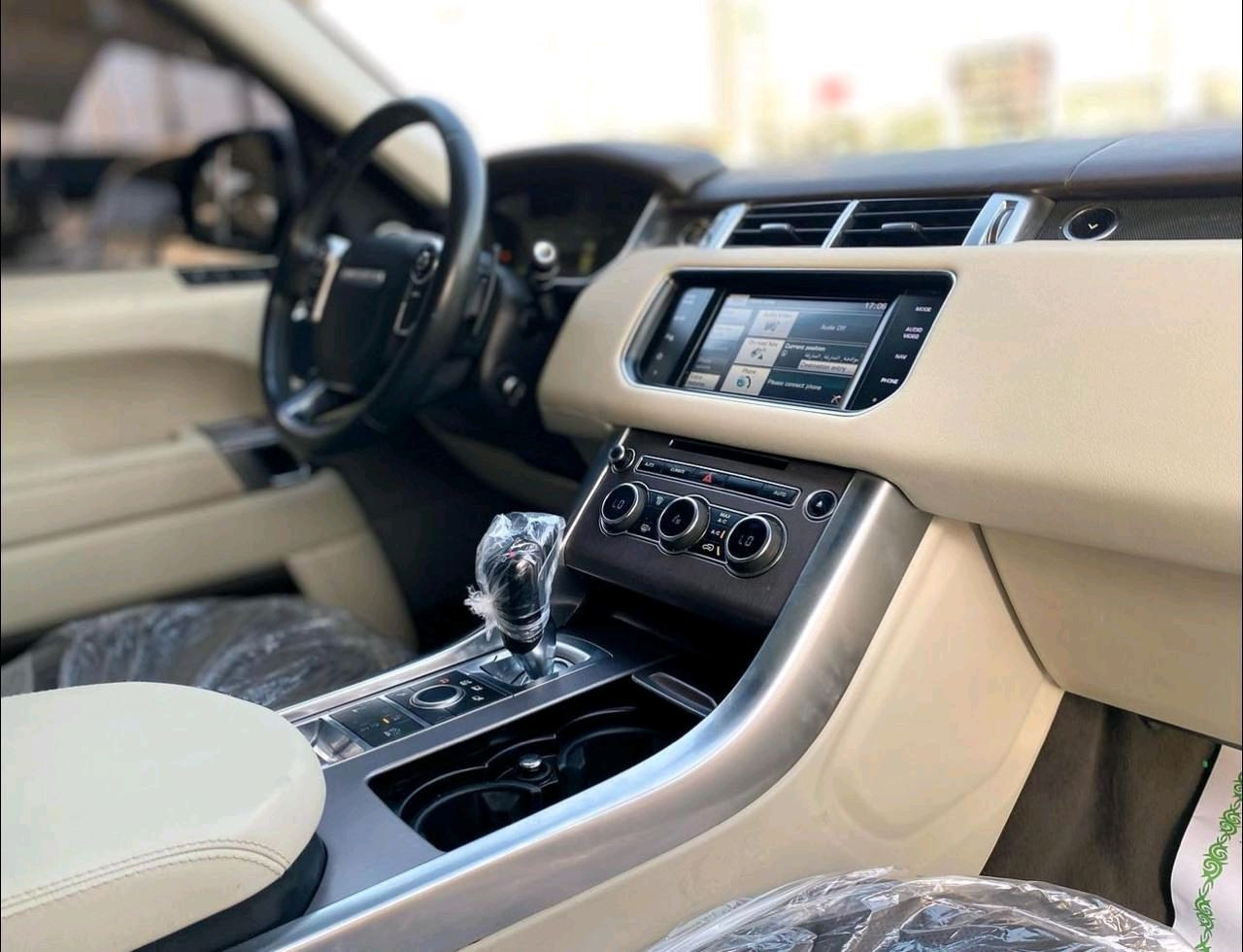 Range Rover Sport - Image 10