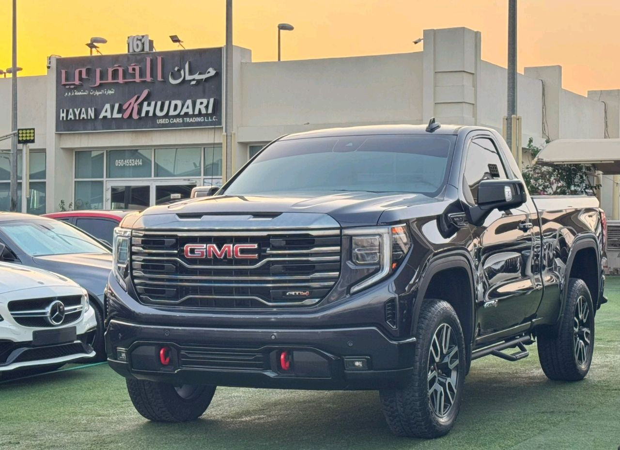 GMC Sierra - Image 4