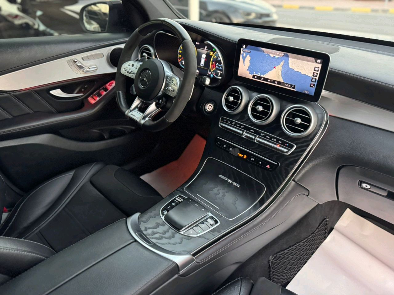 Mercedes Benz GLC - Image 14