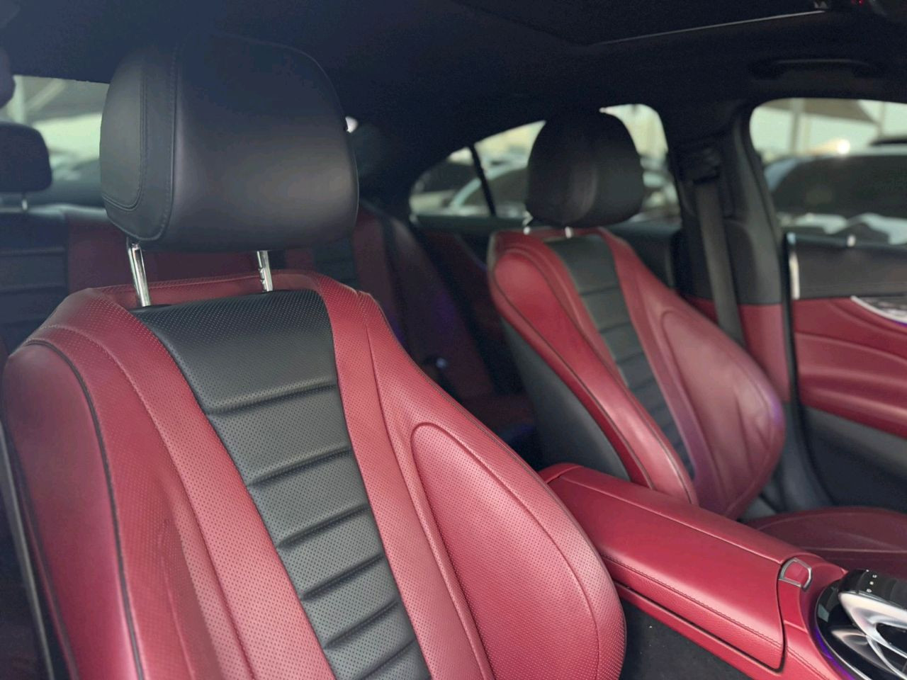 Mercedes Benz CLS-Class - Image 9