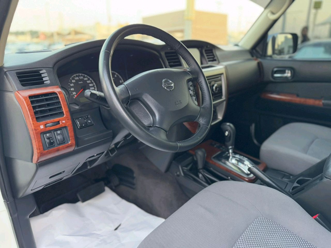 Nissan Safari - Image 4