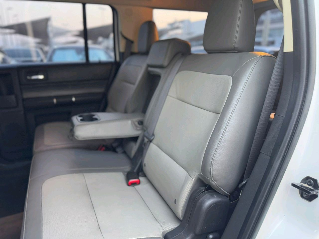 Ford Flex - Image 7