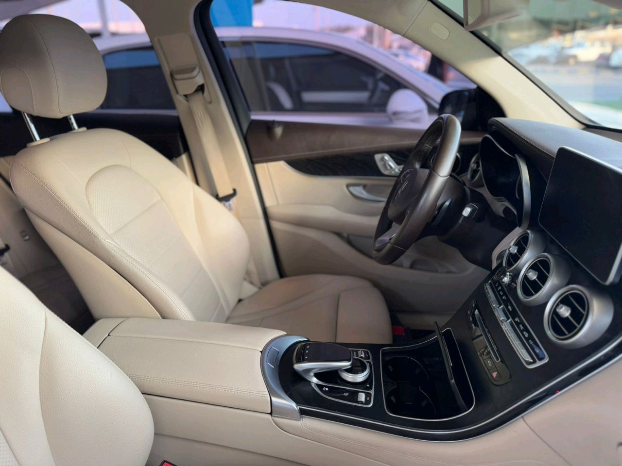 Mercedes Benz GLC - Image 6