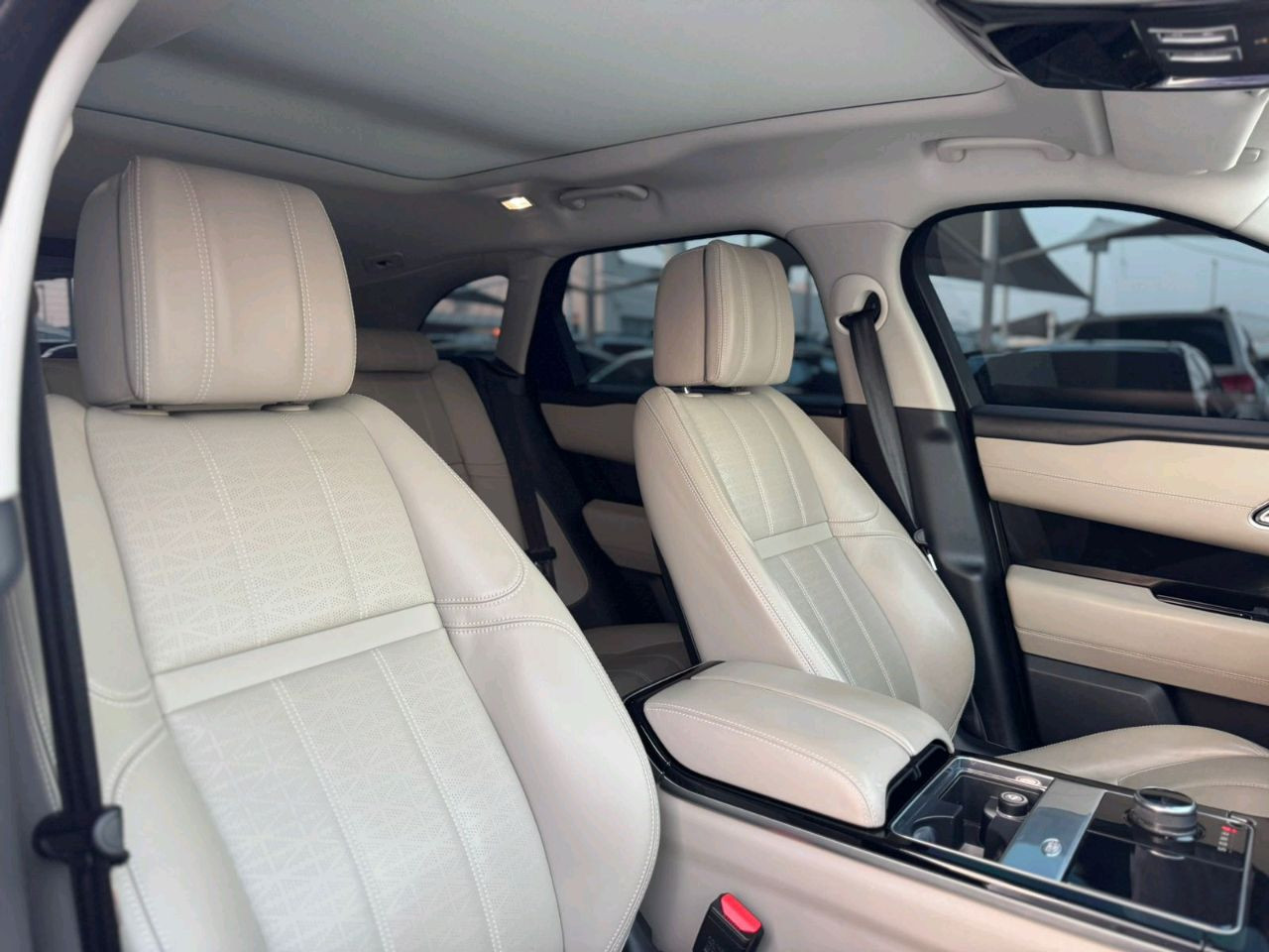 Range Rover VELAR - Image 6