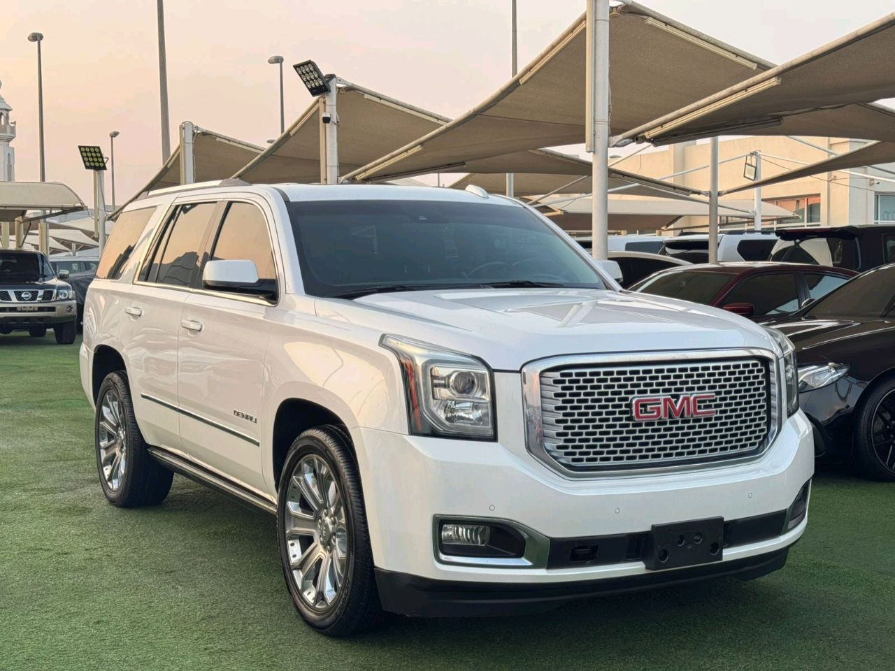 GMC Denali - Image 7