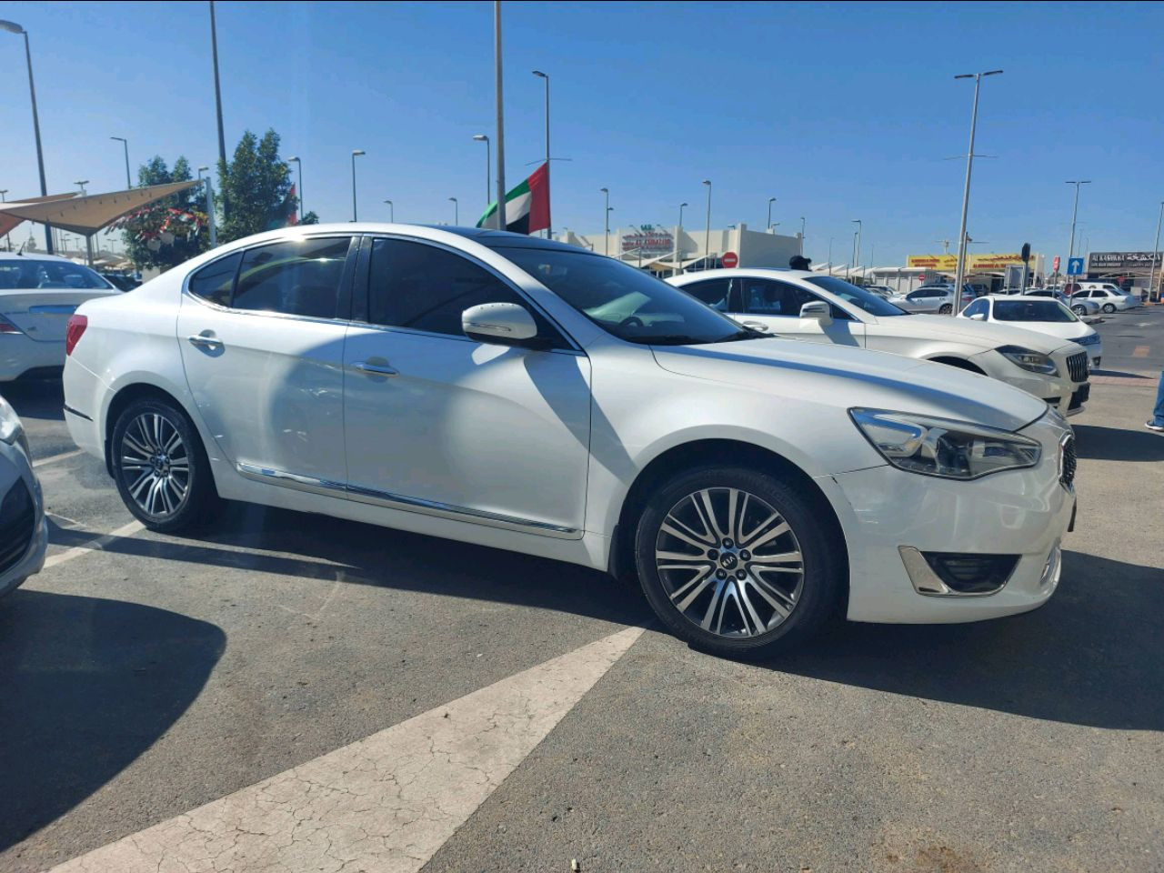 KIA Cadenza - Image 5