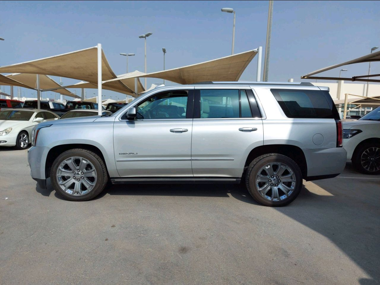 GMC Denali - Image 5