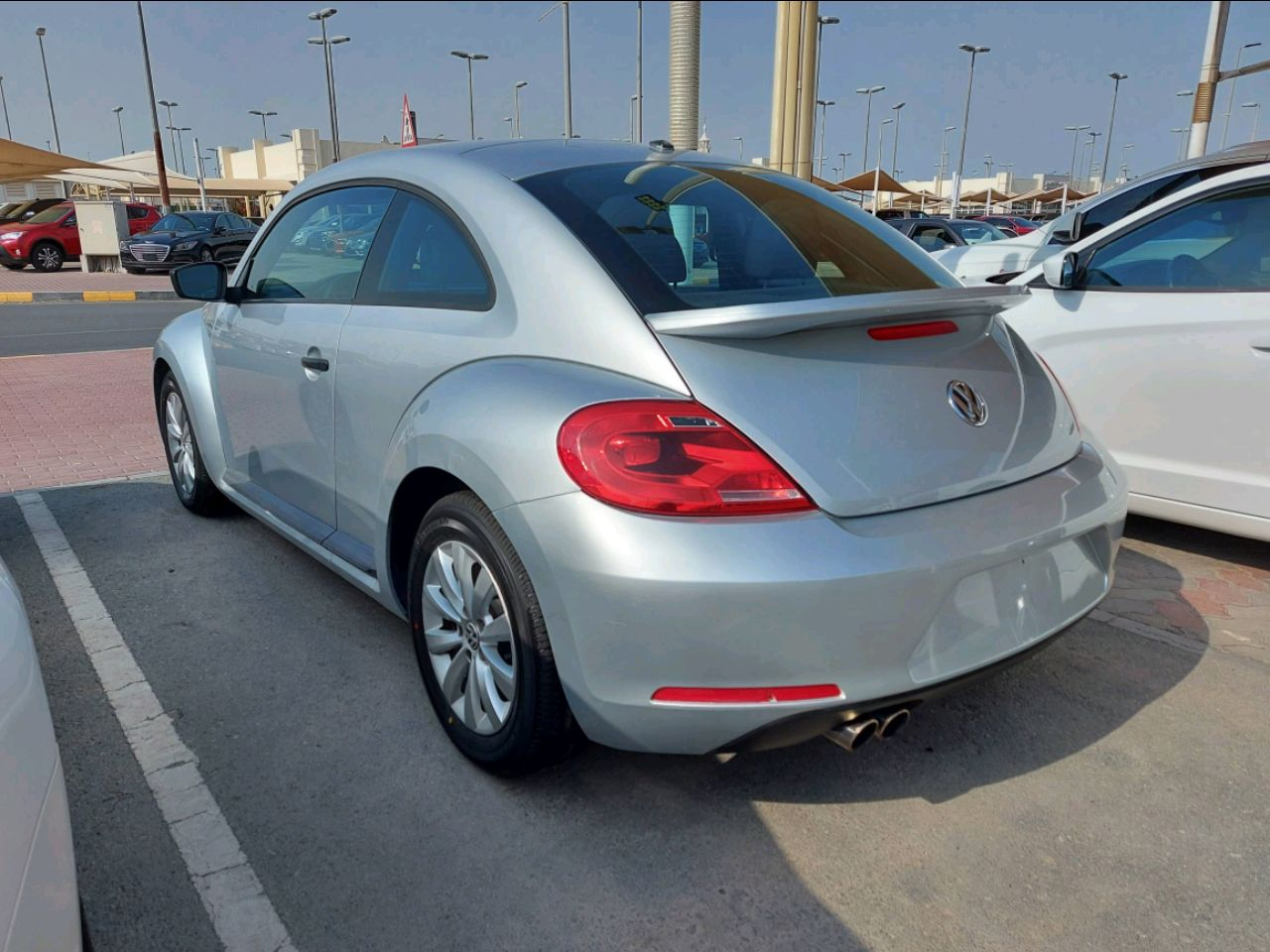 Volkswagen Beetle - Image 3