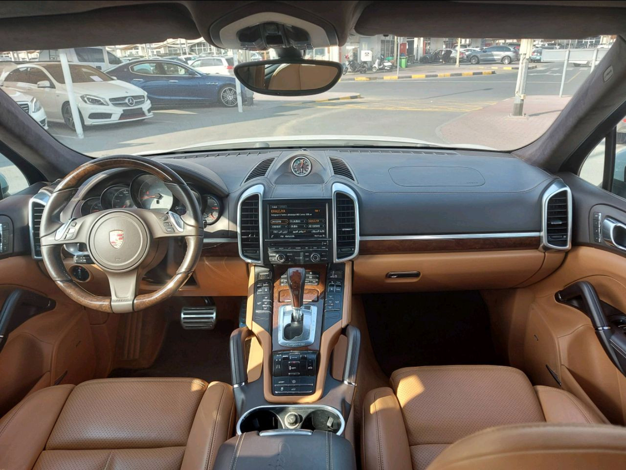 Porsche Cayenne - Image 2
