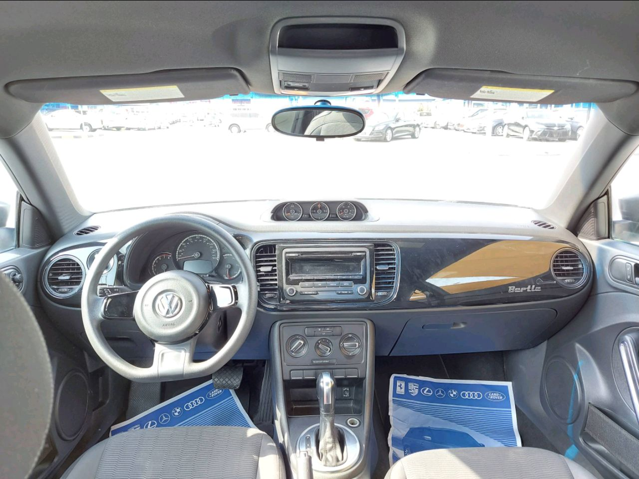 Volkswagen Beetle - Image 6