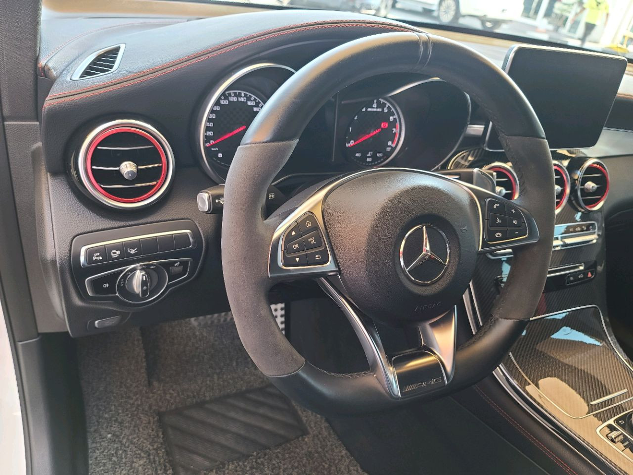 Mercedes Benz GLC - Image 3