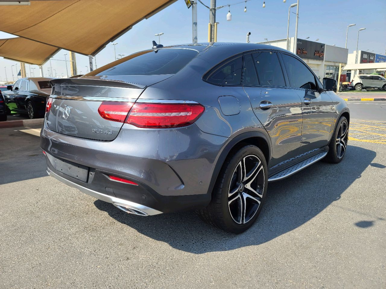 Mercedes Benz GLE SUV - Image 7