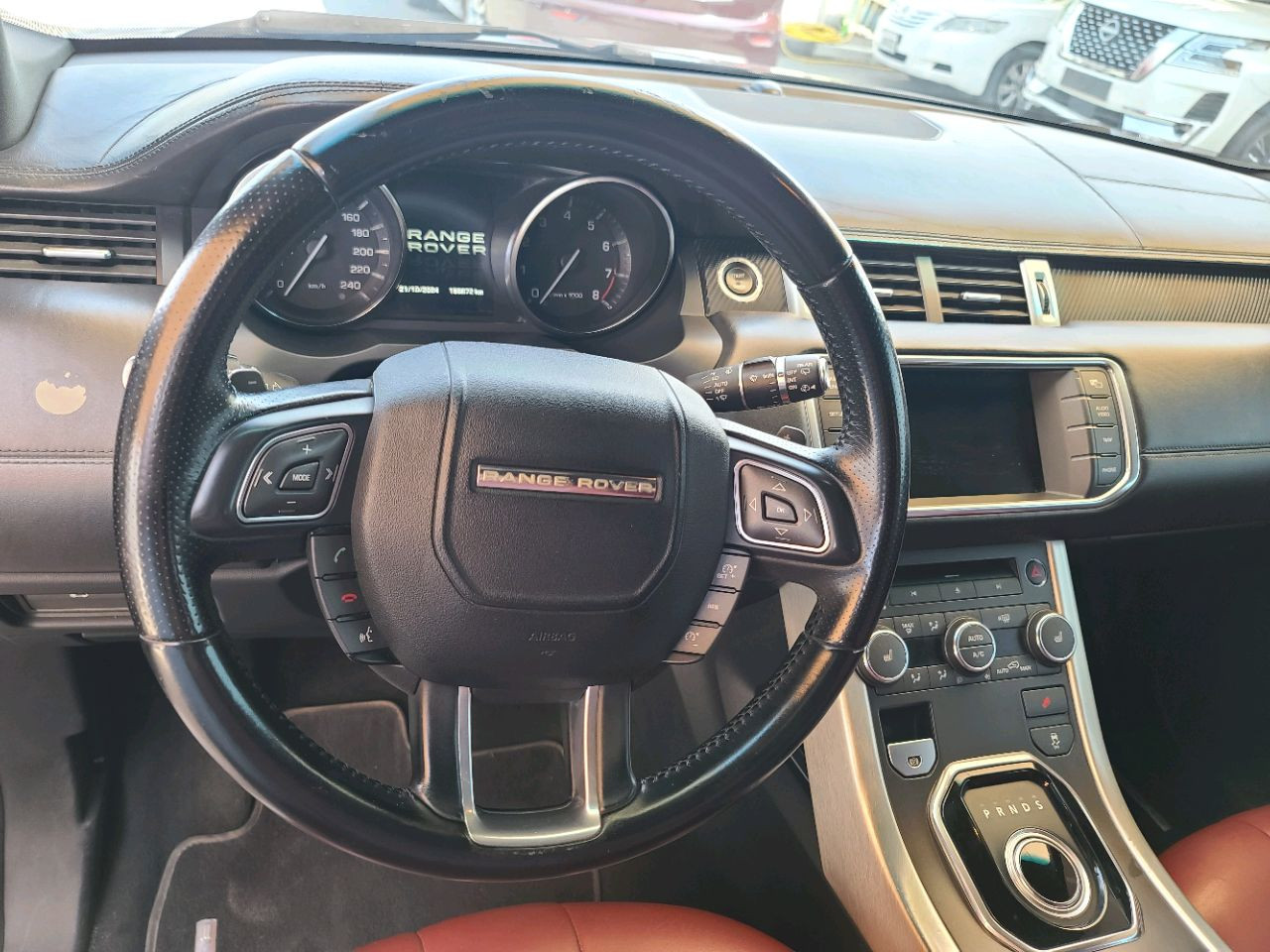 Range Rover Evoque - Image 10