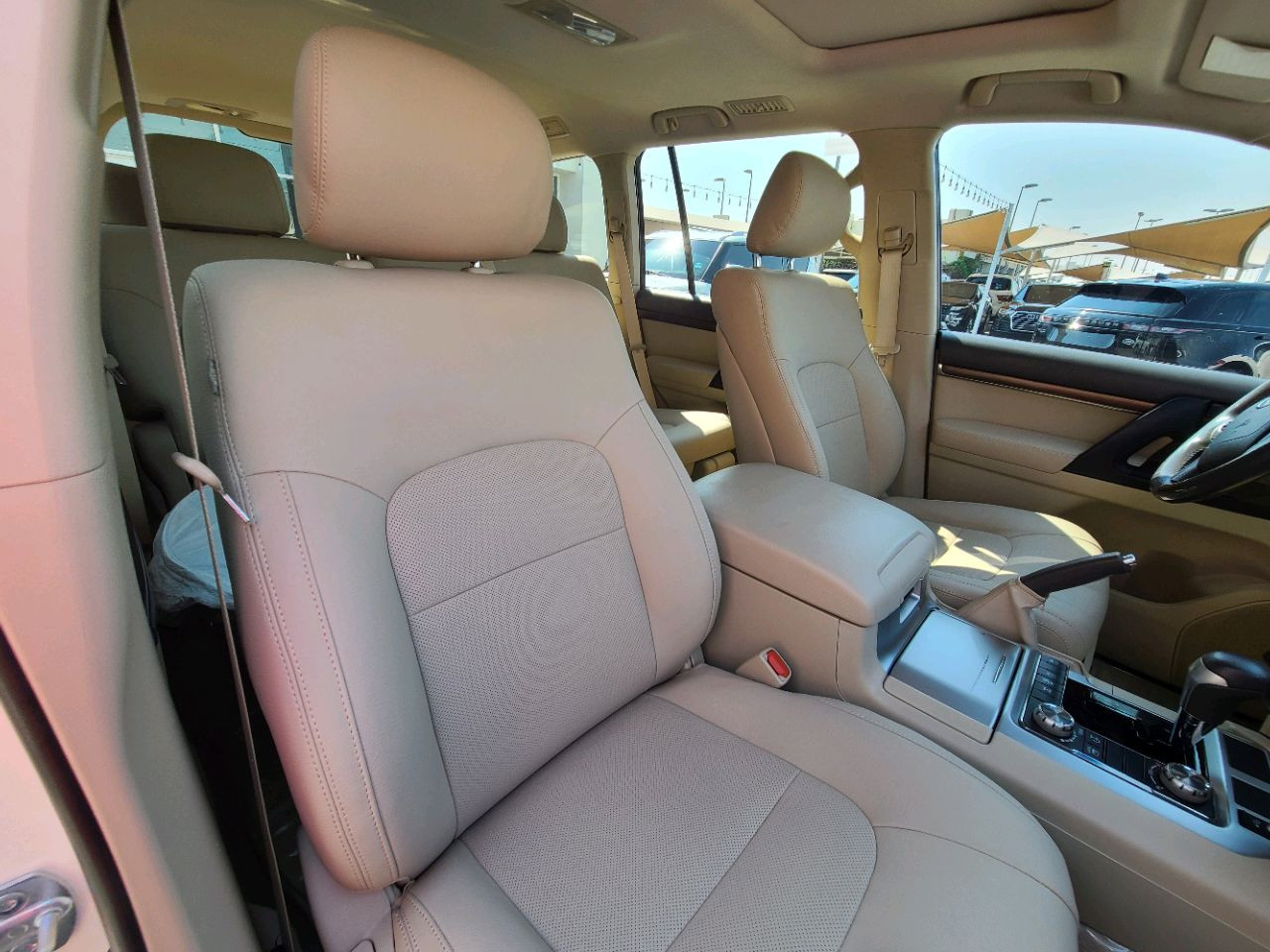 Toyota Land Cruiser - Image 3