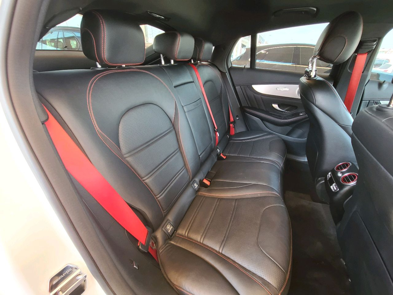 Mercedes Benz GLC - Image 5