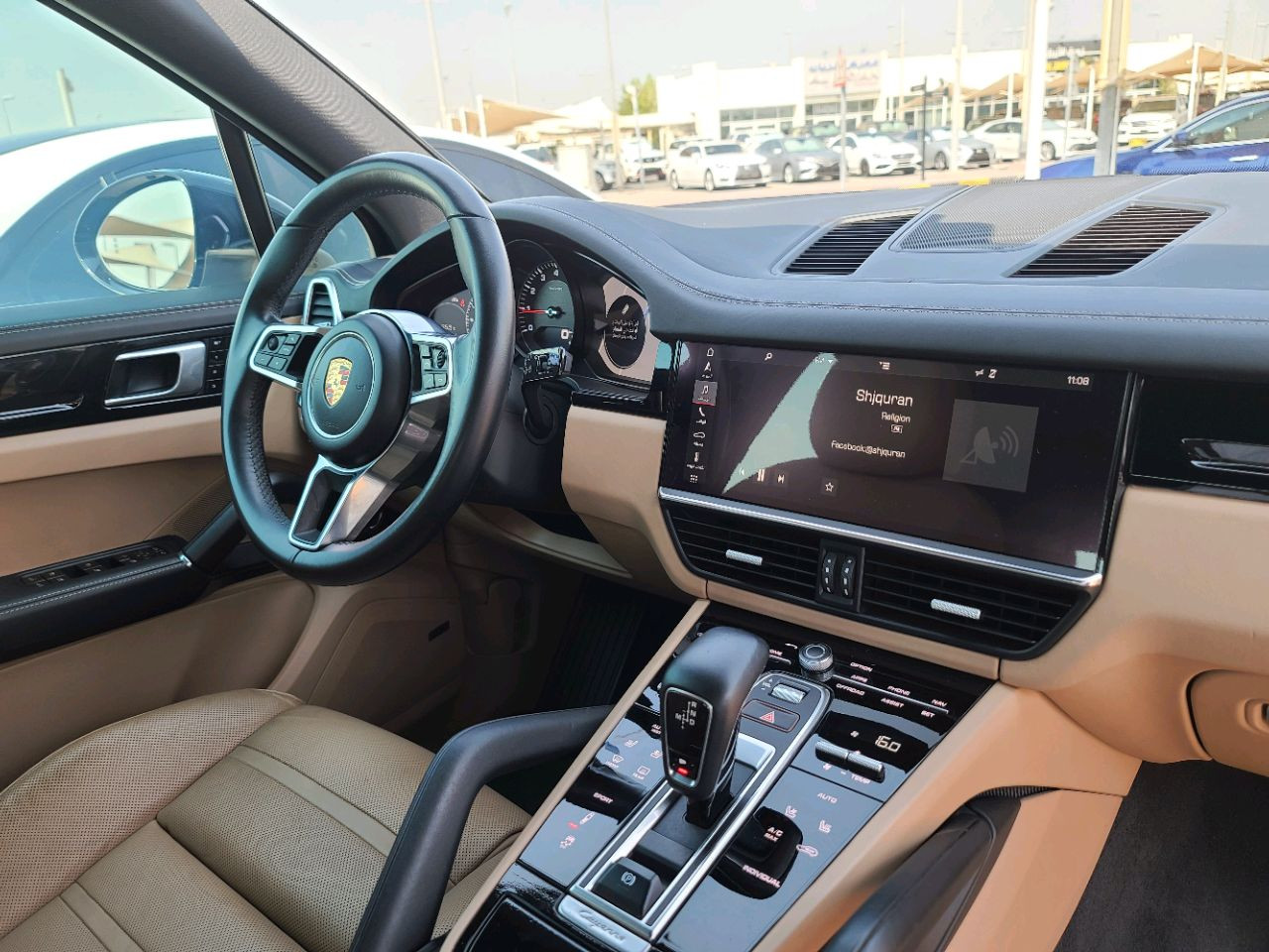 Porsche Cayenne - Image 11