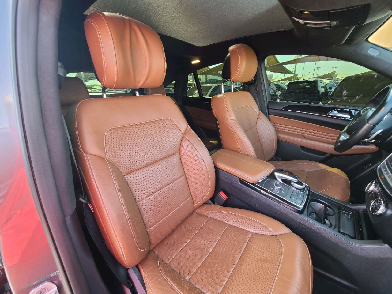 Mercedes Benz GLE SUV - Image 8