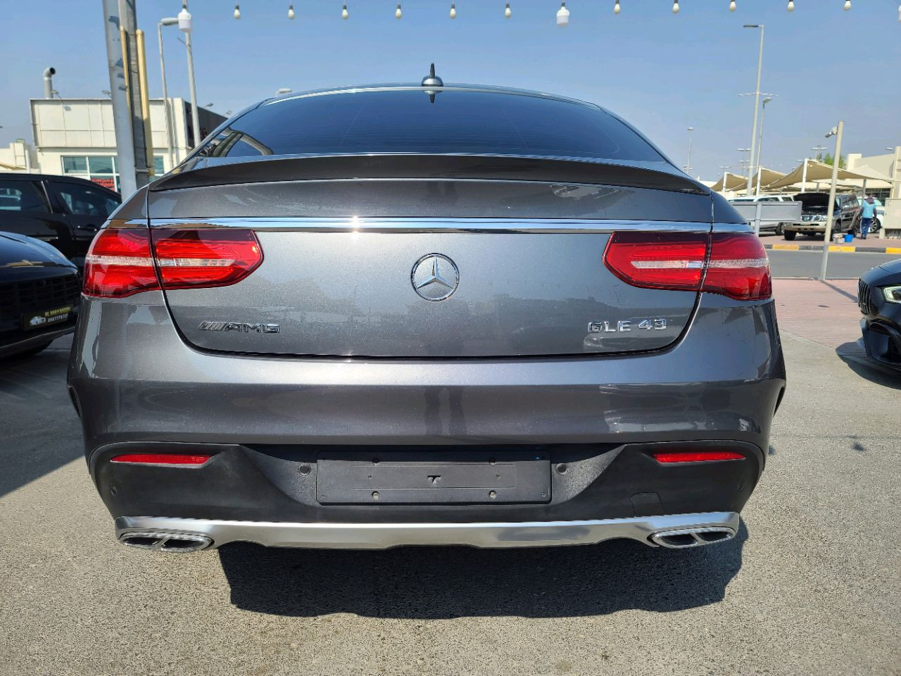 Mercedes Benz GLE SUV - Image 11