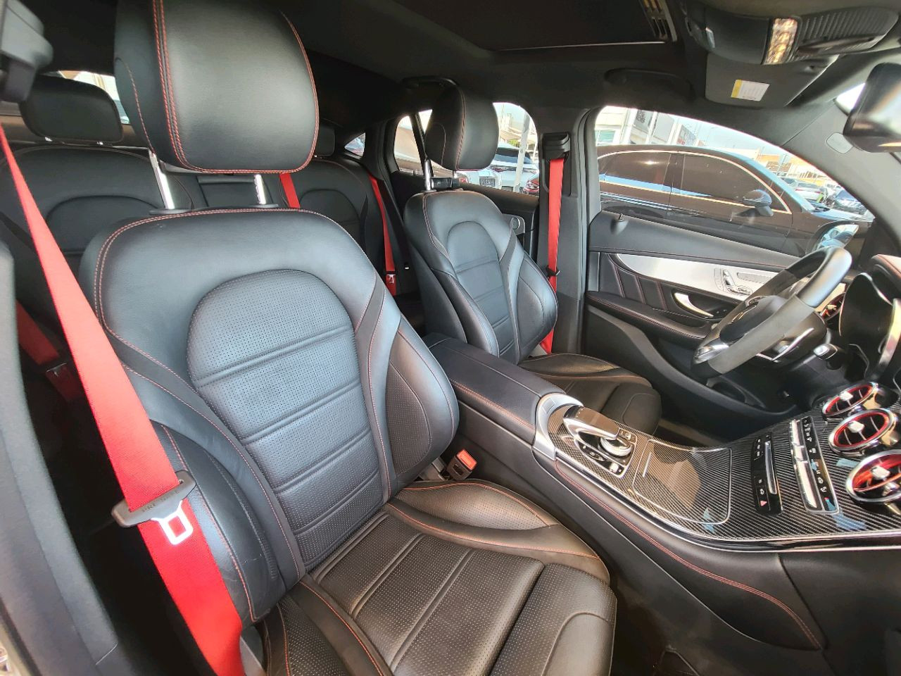 Mercedes Benz GLC - Image 6
